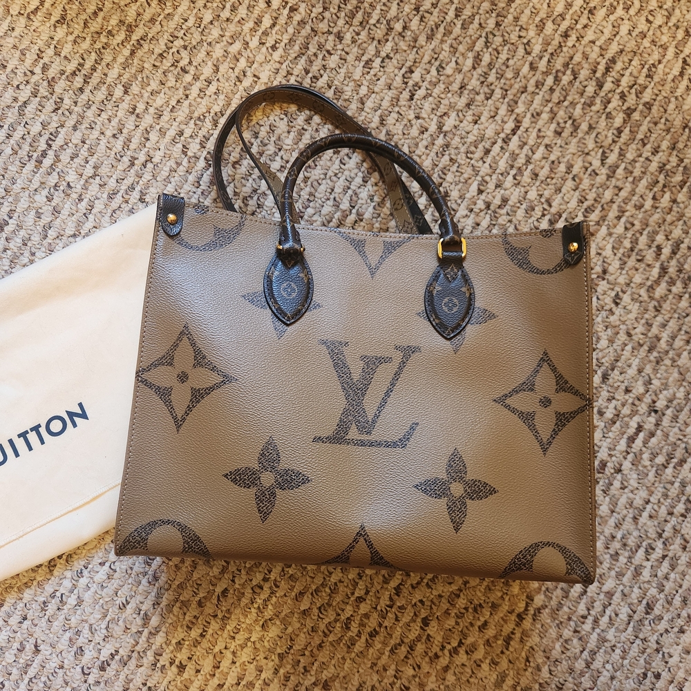 LVee Louie Brown Monogram Onthego Tote Bag - Picture 2 of 5